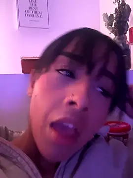 Snapshot of Aleja_ruizz chatting on September 22, 2025, 3:45 am Aleja ruizz online show from September 22, 2025, 3:45 am