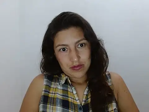 SarahFriendly online show from May 30, 2026, 2:40 am