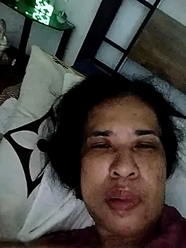 Snapshot of Prettysweetmum chatting on September 21, 2025, 9:31 pm Prettysweetmum online show from September 21, 2025, 9:31 pm