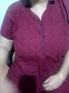 Snapshot of tami_lavanya chatting on May 7, 2026, 2:09 pm tami lavanya online show from May 7, 2026, 2:09 pm