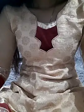 Aarti-kumri online show from April 18, 2026, 6:32 pm