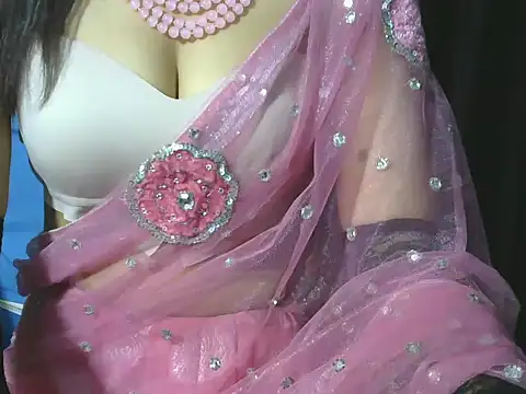 sheetal-sheetal95 online show from June 3, 2026, 6:45 pm