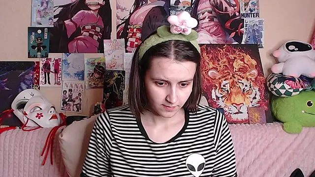 Snapshot of AliceChio chatting on November 9, 2025, 4:55 pm AliceChio online show from November 9, 2025, 4:55 pm