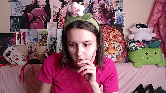 Snapshot of AliceChio chatting on November 8, 2025, 8:40 am AliceChio online show from November 8, 2025, 8:40 am