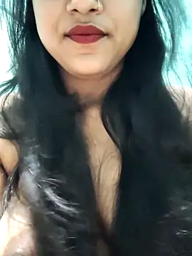 Snapshot of SugarWithSpice chatting on April 8, 2026, 7:54 am SugarWithSpice online show from April 8, 2026, 7:54 am