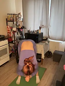 Snapshot of EileenKenner chatting on April 7, 2026, 3:58 pm EileenKenner online show from April 7, 2026, 3:58 pm