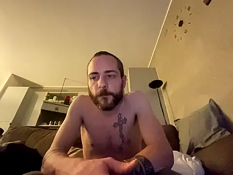 Snapshot of Baldassarre1990 chatting on November 20, 2025, 12:22 am Baldassarre1990 online show from November 20, 2025, 12:22 am