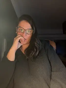 Snapshot of hottyFcup chatting on September 25, 2025, 6:25 pm hottyFcup online show from September 25, 2025, 6:25 pm