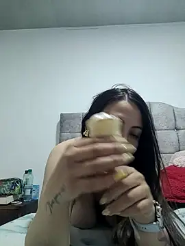 Snapshot of freya_26 chatting on November 23, 2025, 12:09 am freya 26 online show from November 23, 2025, 12:09 am