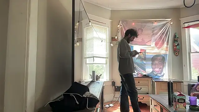 Snapshot of VeeJay48826 chatting on September 12, 2025, 5:45 pm VeeJay48826 online show from September 12, 2025, 5:45 pm