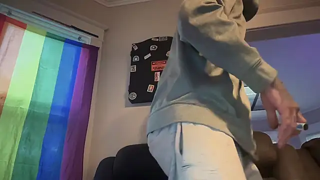 Snapshot of VeeJay48826 chatting on September 17, 2025, 11:34 am VeeJay48826 online show from September 17, 2025, 11:34 am