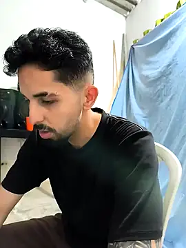 giannis090 online show from September 30, 2025, 9:43 pm