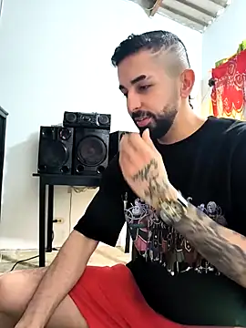 giannis090 online show from November 20, 2025, 7:58 pm