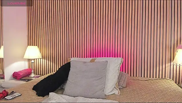 keeyla stone online show from April 14, 2026, 11:10 pm