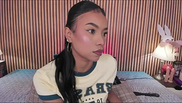 keeyla stone online show from February 16, 2026, 9:56 pm