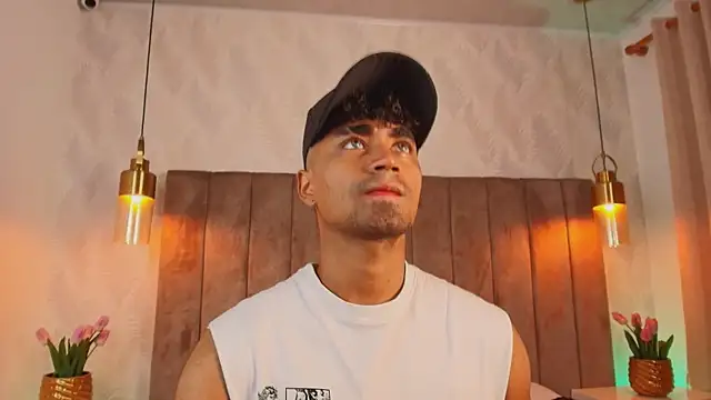 Snapshot of Jacob_606 chatting on October 31, 2025, 8:27 pm Jacob 606 online show from October 31, 2025, 8:27 pm