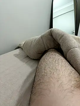 Emrnh online show from October 28, 2025, 11:03 pm