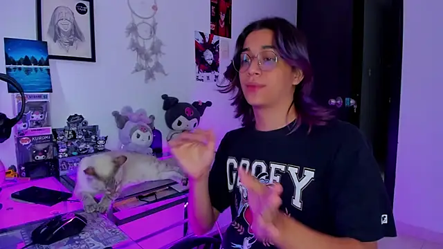 KeitaMoon online show from March 5, 2026, 2:13 pm