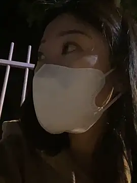 Snapshot of ni_ni01 chatting on December 15, 2025, 4:46 pm ni ni01 online show from December 15, 2025, 4:46 pm