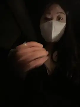 Snapshot of ni_ni01 chatting on December 14, 2025, 10:32 am ni ni01 online show from December 14, 2025, 10:32 am