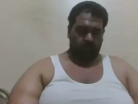 elpoop7305 online show from April 28, 2026, 4:17 am