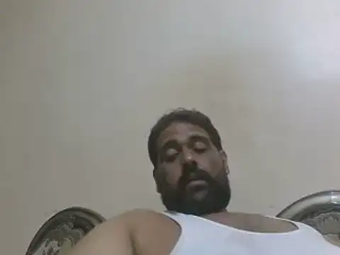 elpoop7305 online show from November 9, 2025, 10:58 pm