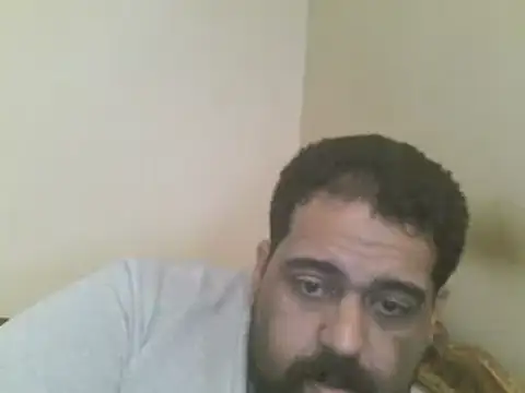 elpoop7305 online show from April 12, 2026, 12:30 pm