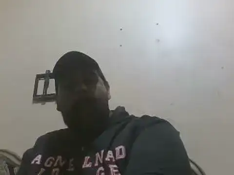 elpoop7305 online show from March 31, 2026, 8:44 pm