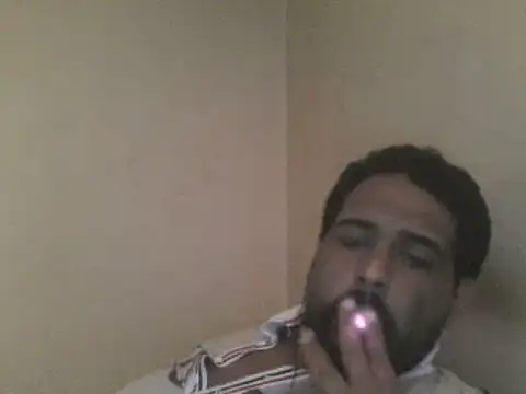 Snapshot of elpoop7305 chatting on May 18, 2026, 8:19 am elpoop7305 online show from May 18, 2026, 8:19 am