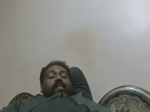 elpoop7305 online show from November 24, 2025, 10:21 pm