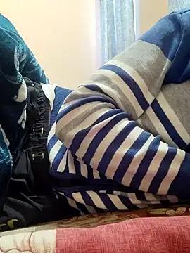 INTERNATIONAL0001 online show from December 17, 2025, 2:16 am