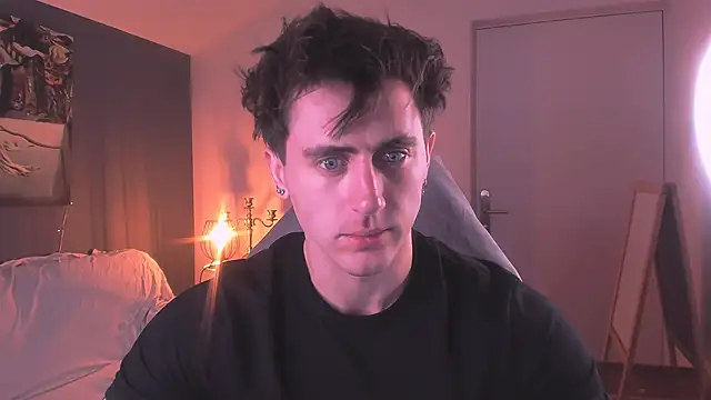 Oscar Miller  online show from September 21, 2025, 9:20 pm