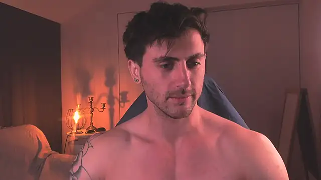 Oscar Miller  online show from September 20, 2025, 9:31 pm