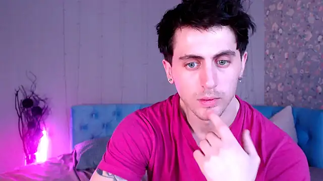 Snapshot of Oscar_Miller_ chatting on March 14, 2026, 9:10 pm Oscar Miller online show from March 14, 2026, 9:10 pm