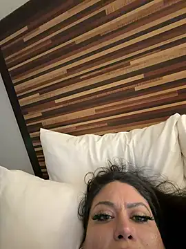 xHelloKitty online show from February 10, 2026, 11:15 pm