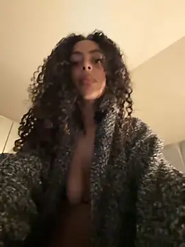 yasmingarcia online show from September 30, 2025, 2:28 am