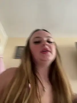 Snapshot of SexySashaxox chatting on May 24, 2026, 10:59 am SexySashaxox online show from May 24, 2026, 10:59 am