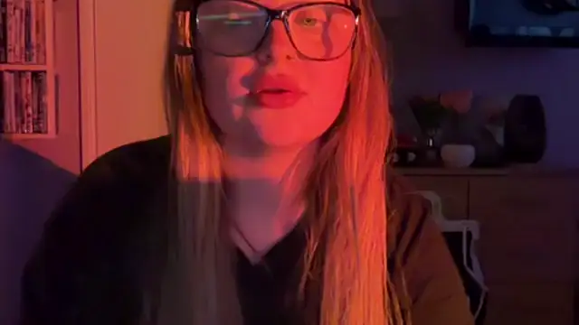 SexySashaxox online show from February 5, 2026, 12:23 pm