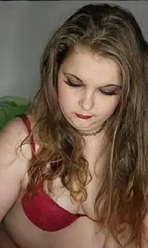 Snapshot of LioEst@xh chatting on September 24, 2025, 4:24 pm LioEstxh online show from September 24, 2025, 4:24 pm