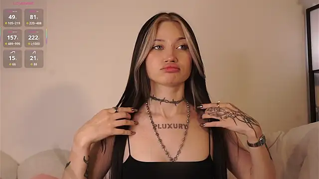 Snapshot of Alice_1n_Wonderland_ chatting on September 13, 2025, 2:06 pm Alice 1n Wonderland online show from September 13, 2025, 2:06 pm