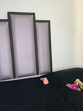 chubby sexy  online show from February 8, 2026, 1:31 pm