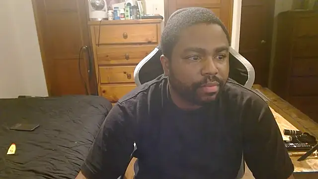 Snapshot of Breadwinnah chatting on May 12, 2026, 6:54 am Breadwinnah online show from May 12, 2026, 6:54 am