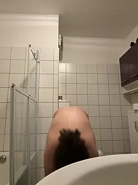 Snapshot of DreamThickCouple chatting on February 11, 2026, 11:04 pm DreamThickCouple online show from February 11, 2026, 11:04 pm