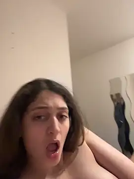 Snapshot of DreamThickCouple chatting on November 30, 2025, 10:32 pm DreamThickCouple online show from November 30, 2025, 10:32 pm