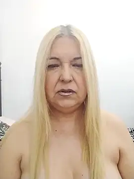 Snapshot of MarielaFerrer chatting on November 29, 2025, 12:16 pm MarielaFerrer online show from November 29, 2025, 12:16 pm