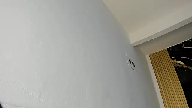 VioletRose as online show from December 18, 2025, 8:01 pm