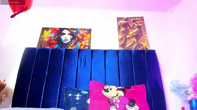 Annie switt online show from February 25, 2026, 4:45 am