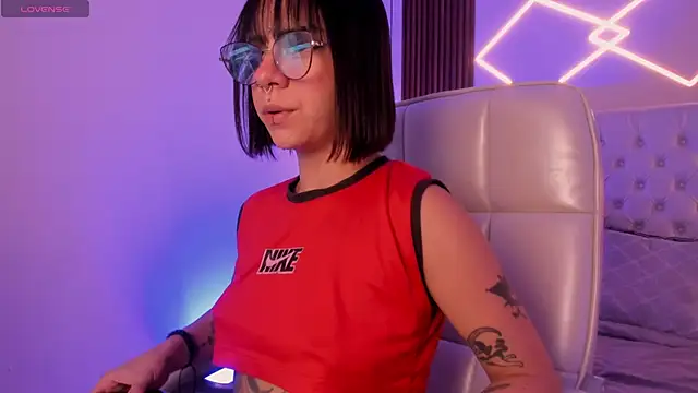 ZamabyCrucie online show from February 12, 2026, 11:37 pm