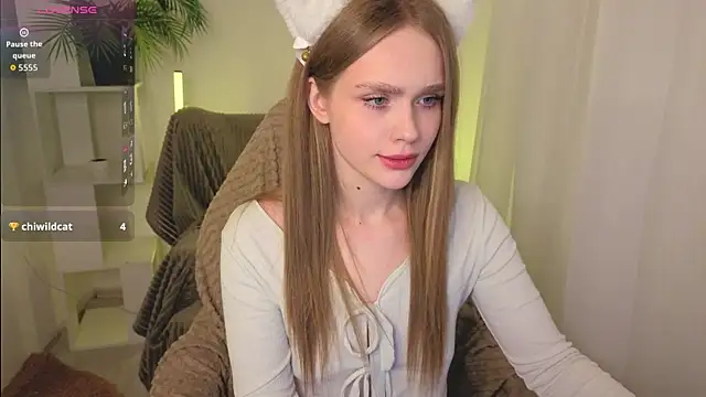 KathyBlooms online show from October 21, 2025, 11:48 pm
