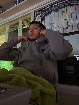 Snapshot of StrokingDaddy4 chatting on November 12, 2025, 11:14 am StrokingDaddy4 online show from November 12, 2025, 11:14 am